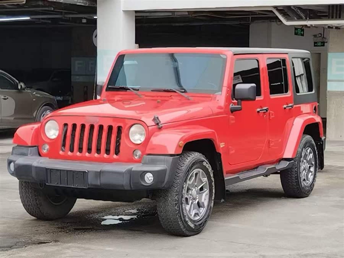 Jeep 牧馬人  2015款 3.0L Sahara 四門舒享版圖片