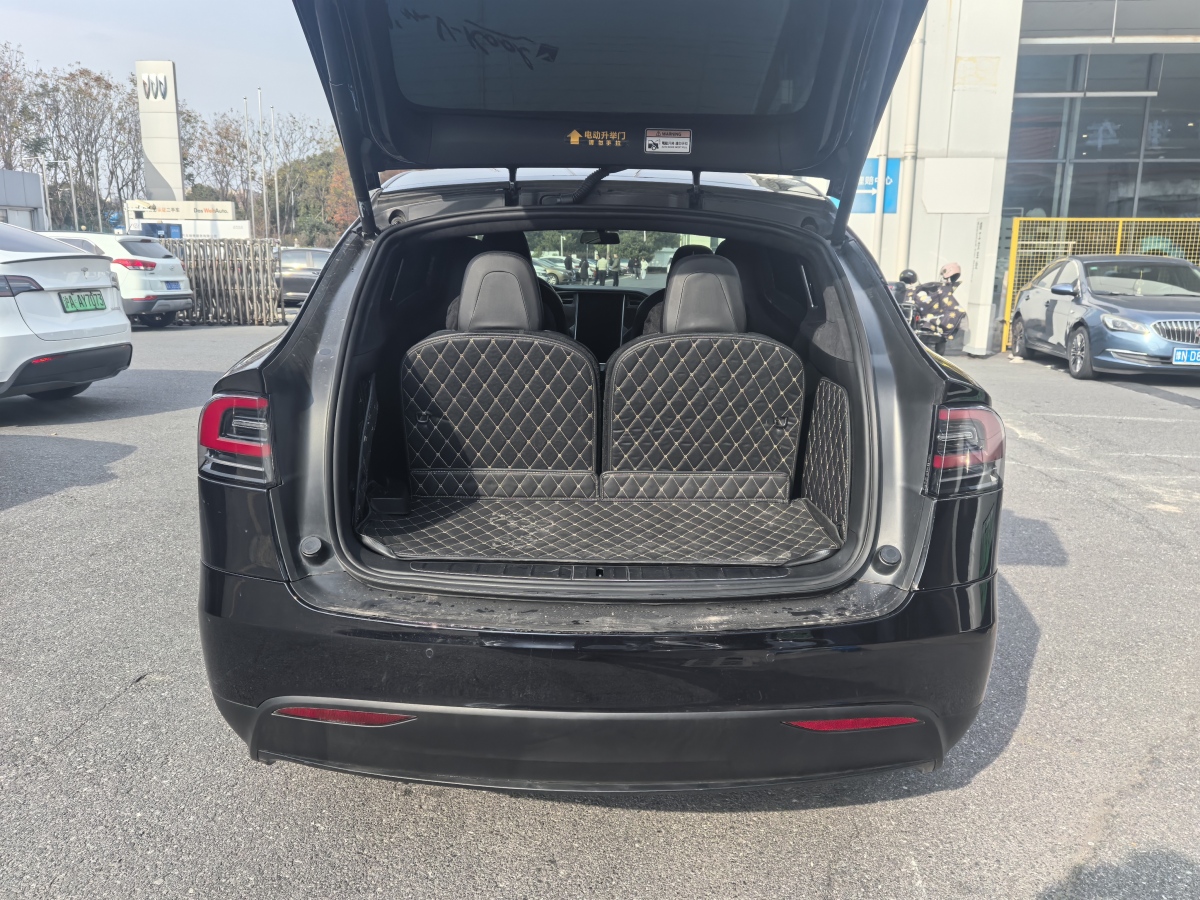 特斯拉 Model X  2017款 Model X 100D 長(zhǎng)續(xù)航版圖片