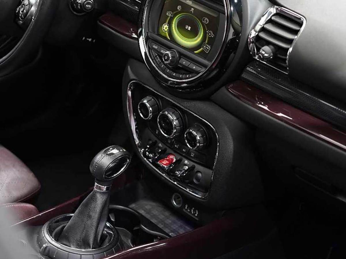 MINI CLUBMAN  2016款 改款 1.5T COOPER 鑒賞家版圖片