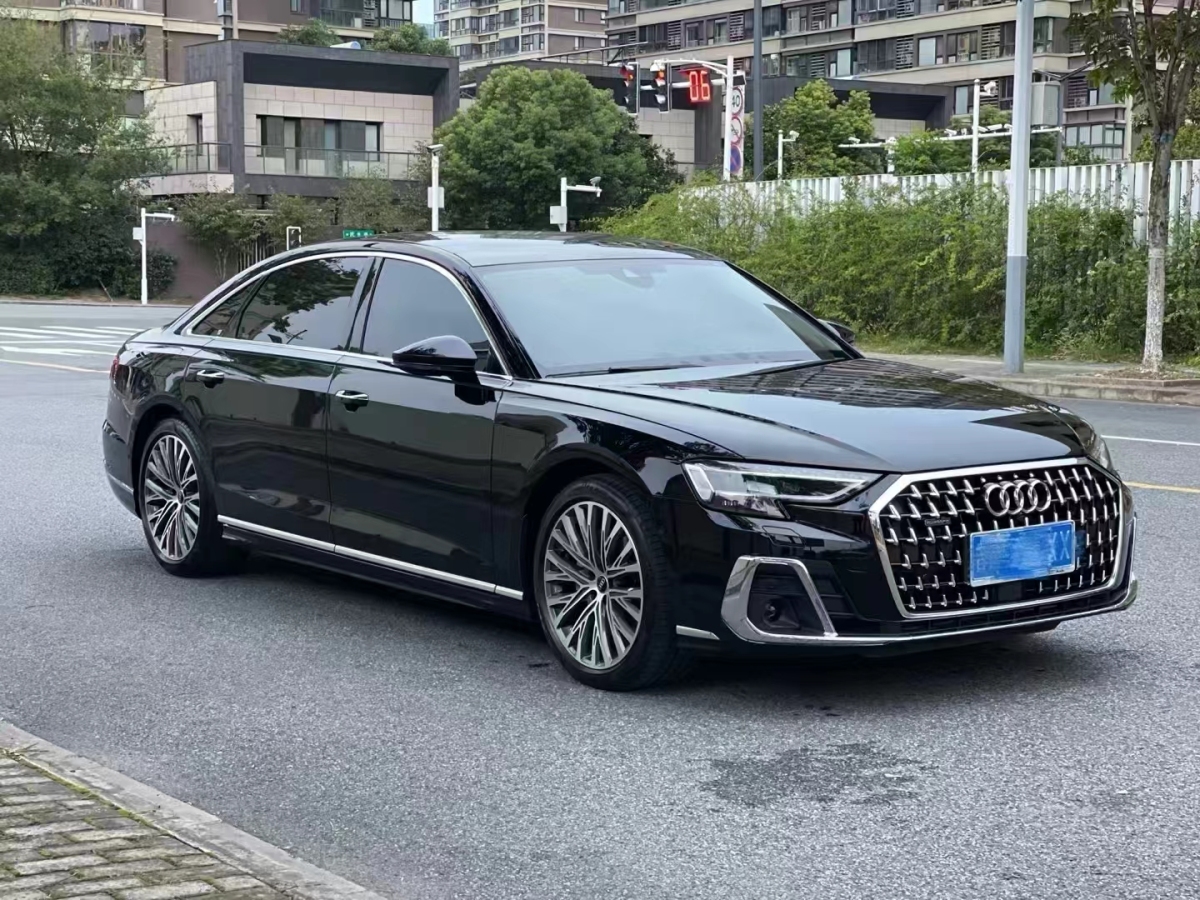 2022年11月奧迪 奧迪A8  2023款 A8L 50 TFSI quattro 尊享型