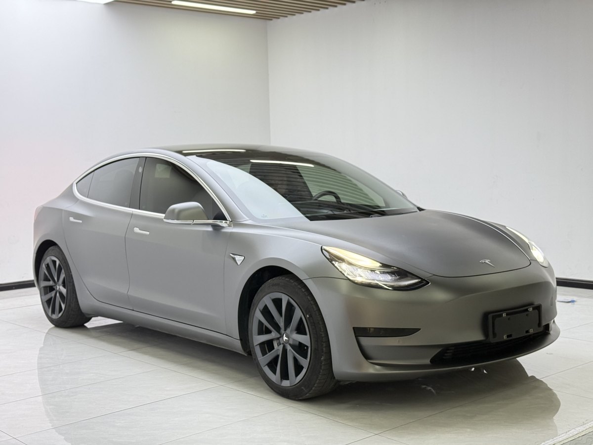 特斯拉 Model 3  2019款 標準續(xù)航后驅(qū)升級版圖片