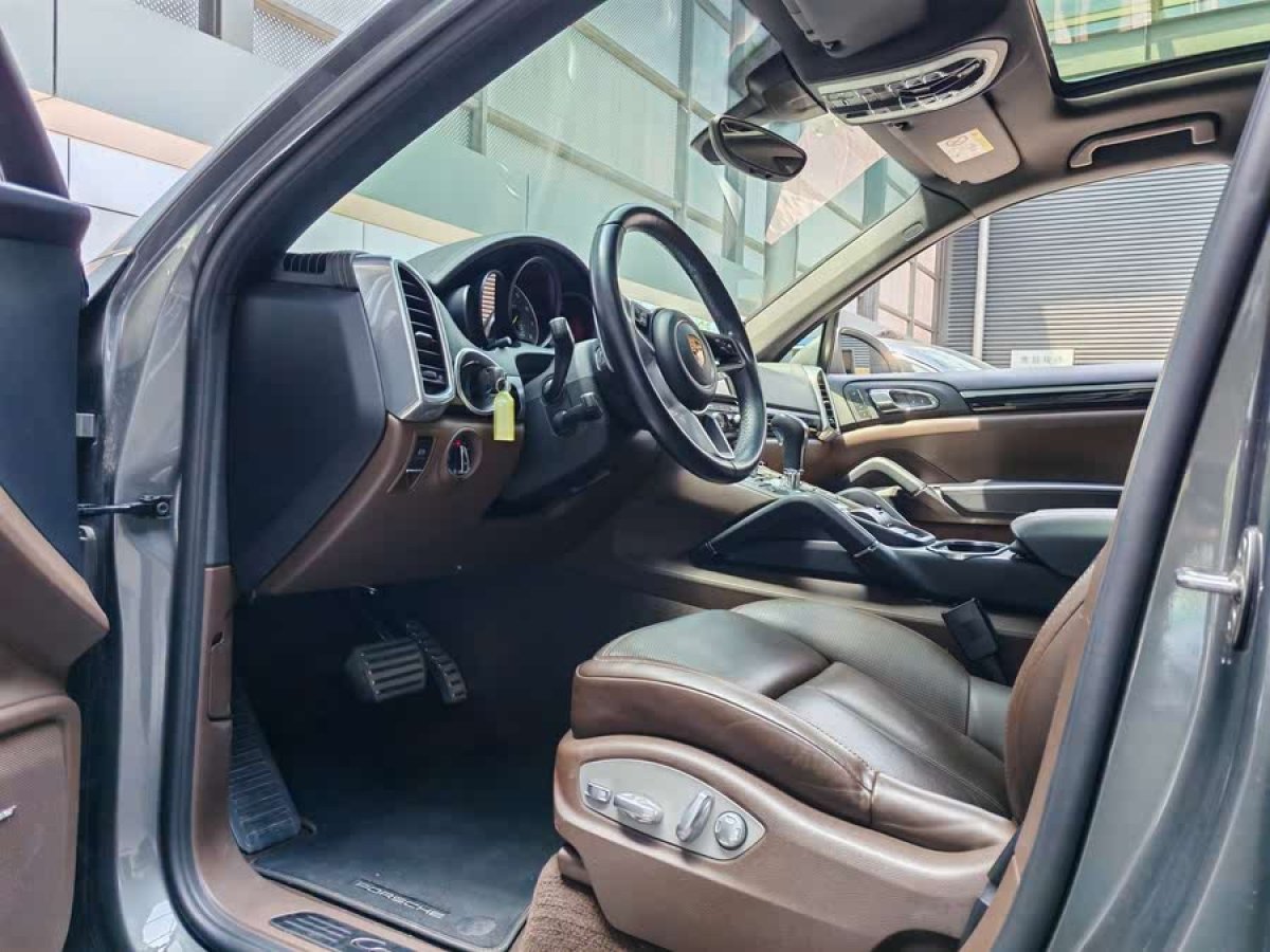 保時(shí)捷 Cayenne新能源  2015款 Cayenne S E-Hybrid 3.0T圖片