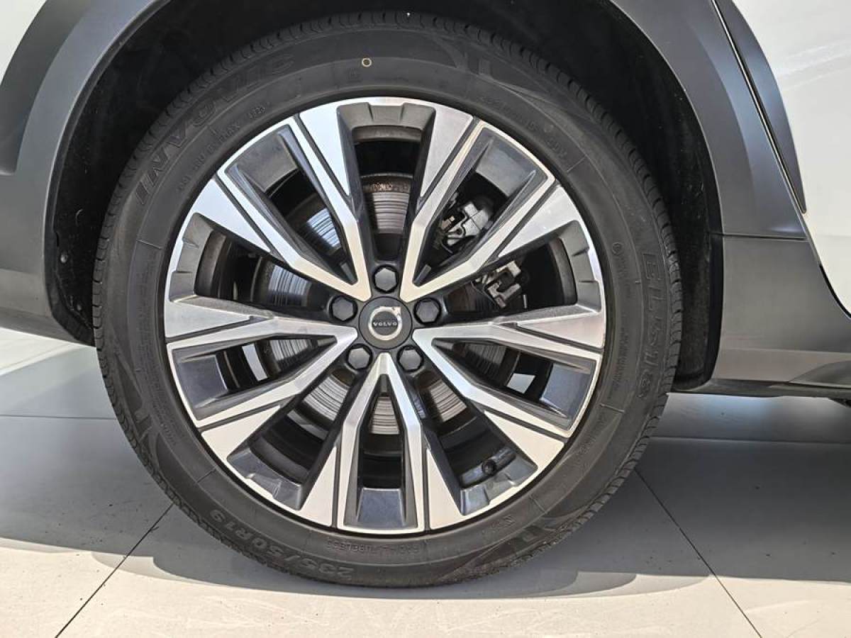 2021年6月沃爾沃 V90  2023款 Cross Country B5 AWD 智遠(yuǎn)版