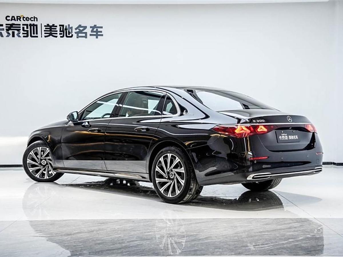 奔馳 奔馳E級(jí)  2024款 E 300 L 豪華型圖片