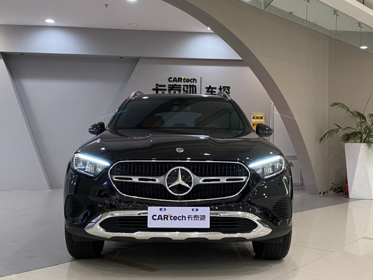 奔馳 奔馳GLC  2023款 改款 GLC 260 L 4MATIC 動(dòng)感型 5座圖片