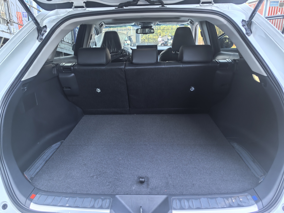 豐田 凌放HARRIER  2023款 2.0L CVT兩驅(qū)豪華版圖片