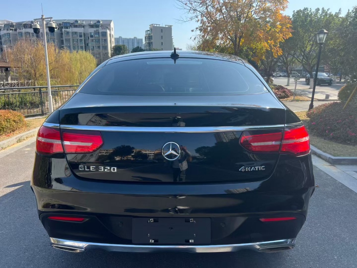 奔馳 奔馳GLE轎跑  2015款 GLE 320 4MATIC 轎跑SUV圖片