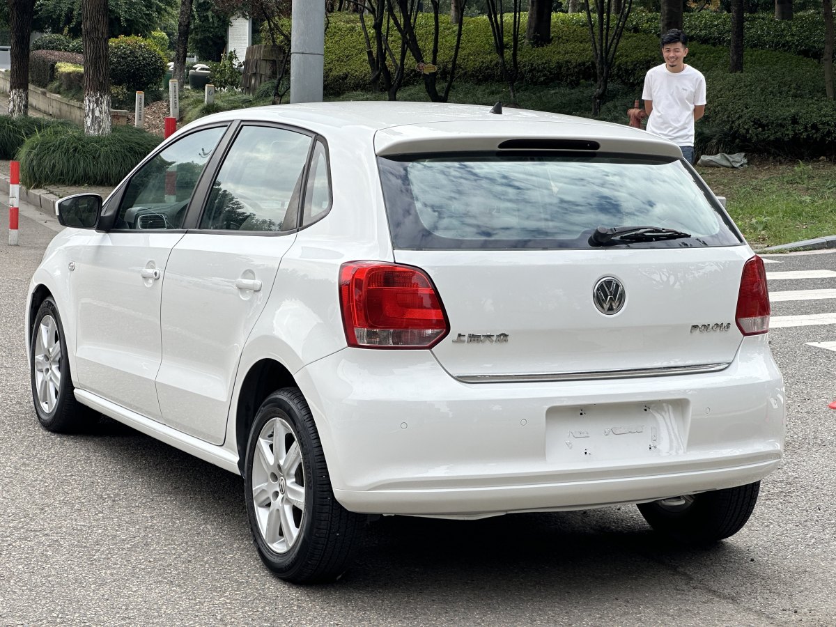 大眾 Polo  2011款 1.6L 自動致酷版圖片