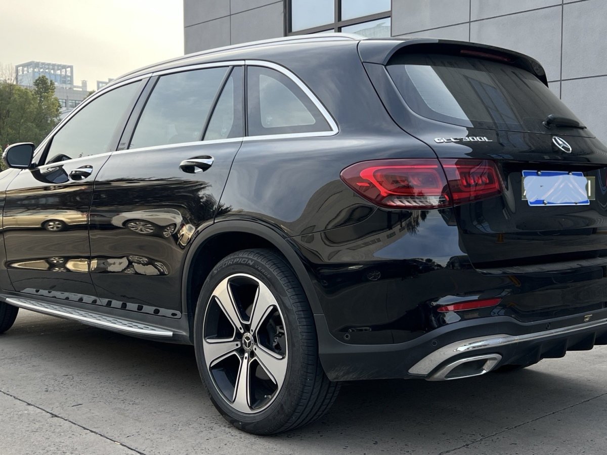 奔馳 奔馳GLC  2022款 改款 GLC 300 L 4MATIC 動(dòng)感型臻藏版圖片