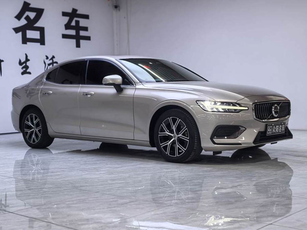 沃爾沃 S60L  2023款 B4 智逸豪華版圖片