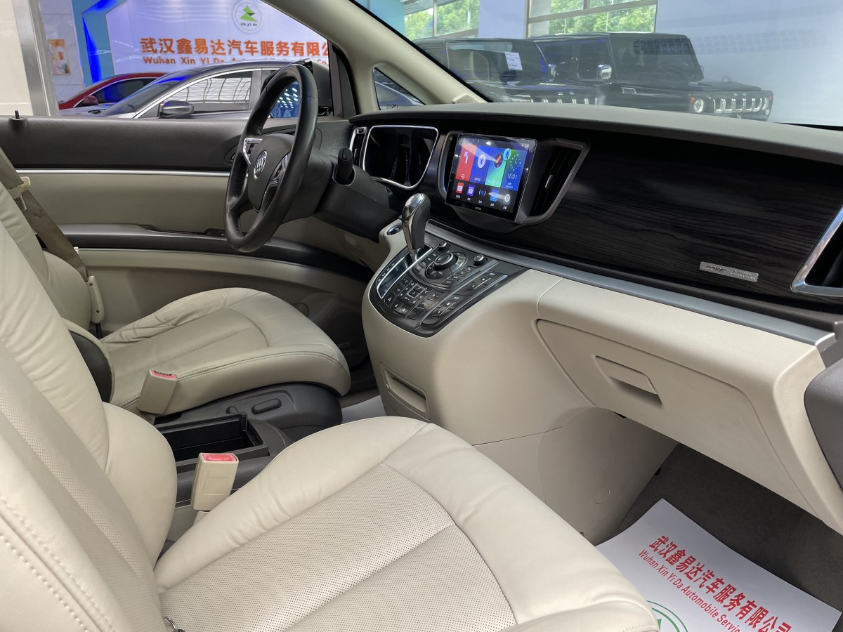 別克 GL8  2011款 3.0L GT豪華商務豪雅版圖片