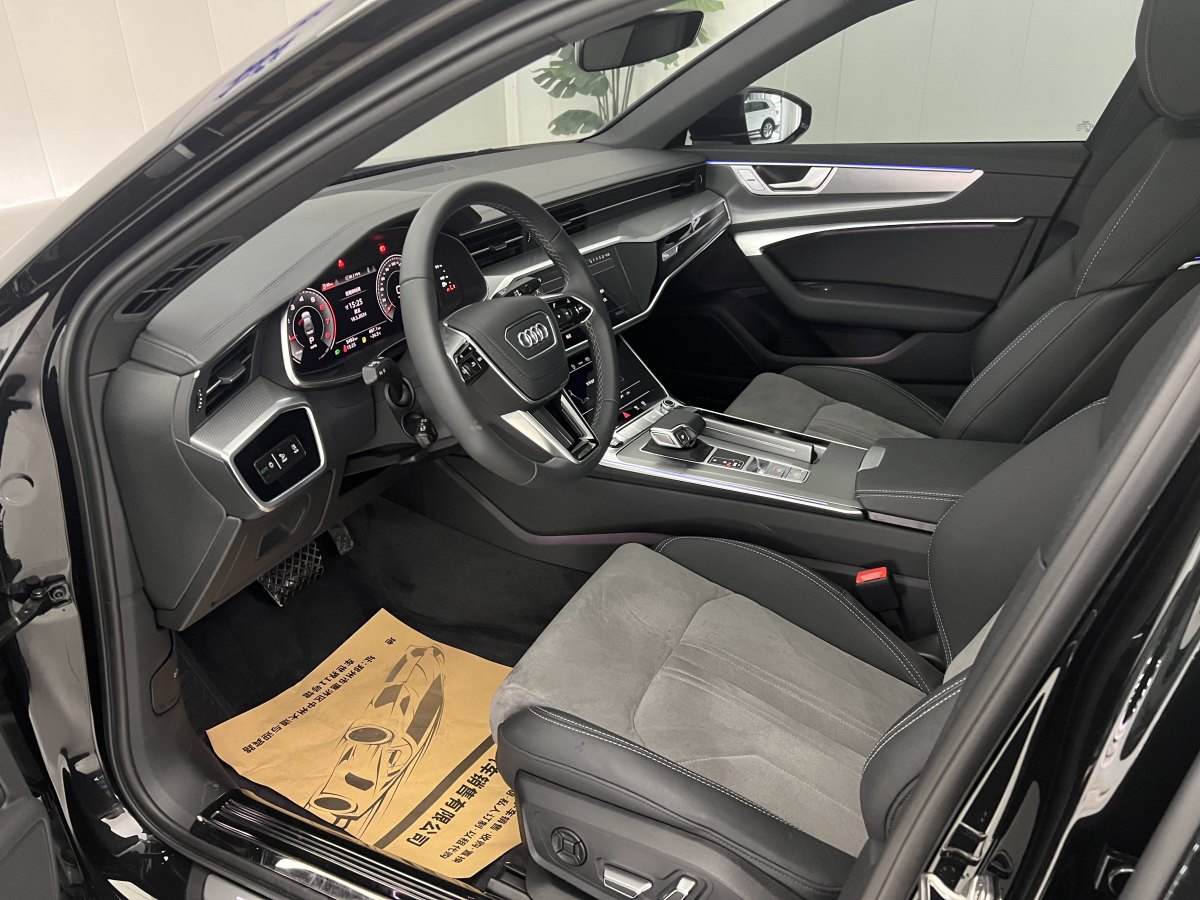 奧迪 奧迪A6L  2024款 40 TFSI 豪華動感型圖片