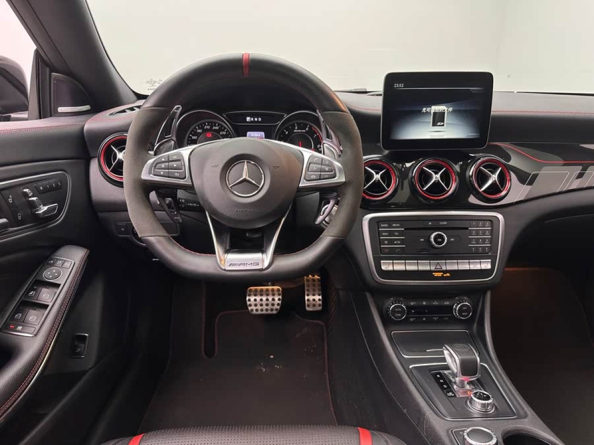 奔馳 奔馳CLA級AMG  2017款 改款 AMG CLA 45 4MATIC圖片