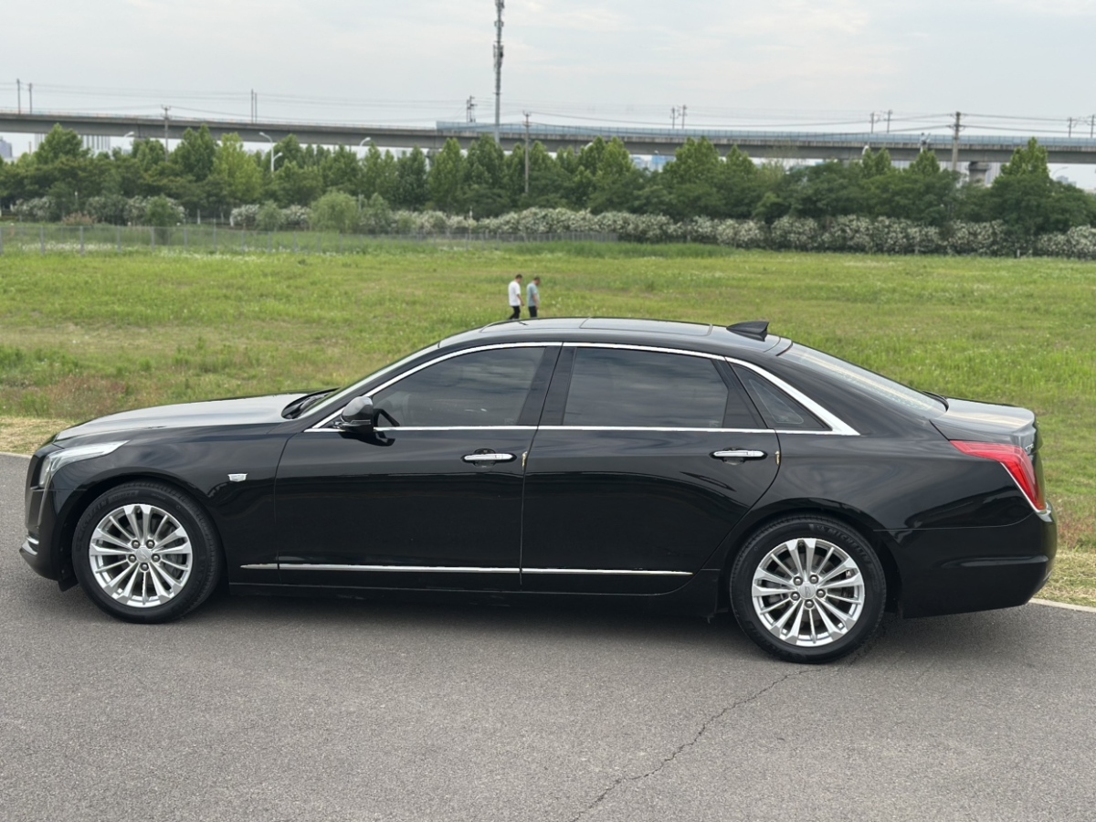 凱迪拉克 CT6  2016款 28T 豪華型圖片
