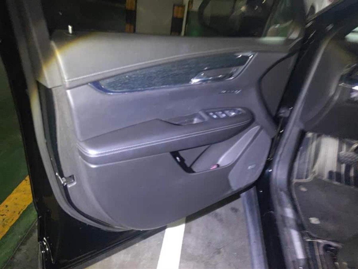 凱迪拉克 XT5  2020款 改款 28T 豪華型圖片