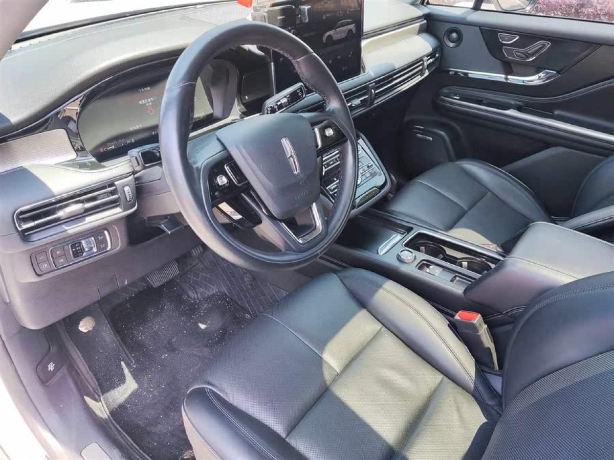 林肯 冒險家新能源  2021款 PHEV 四驅(qū)e雅版圖片