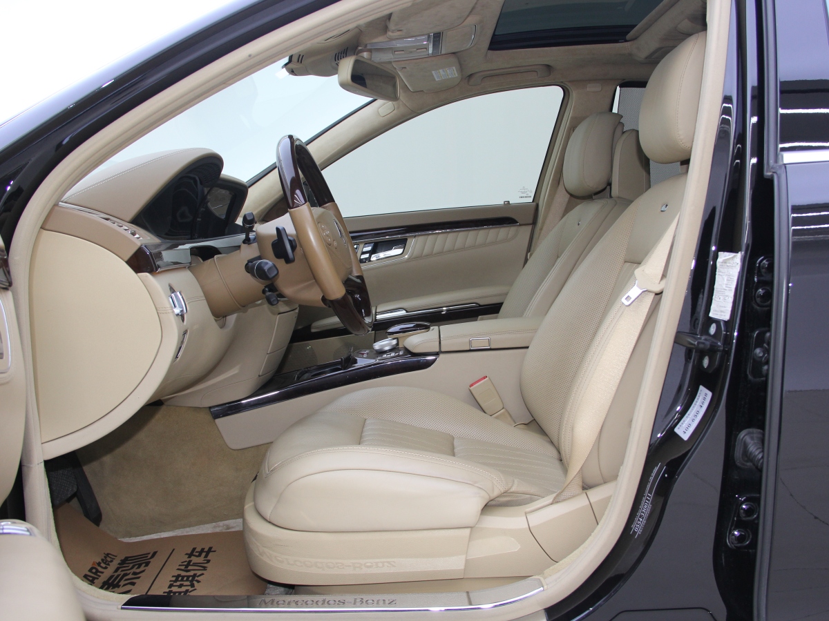 奔驰 奔驰S级  2012款 S 600 L Grand Edition图片
