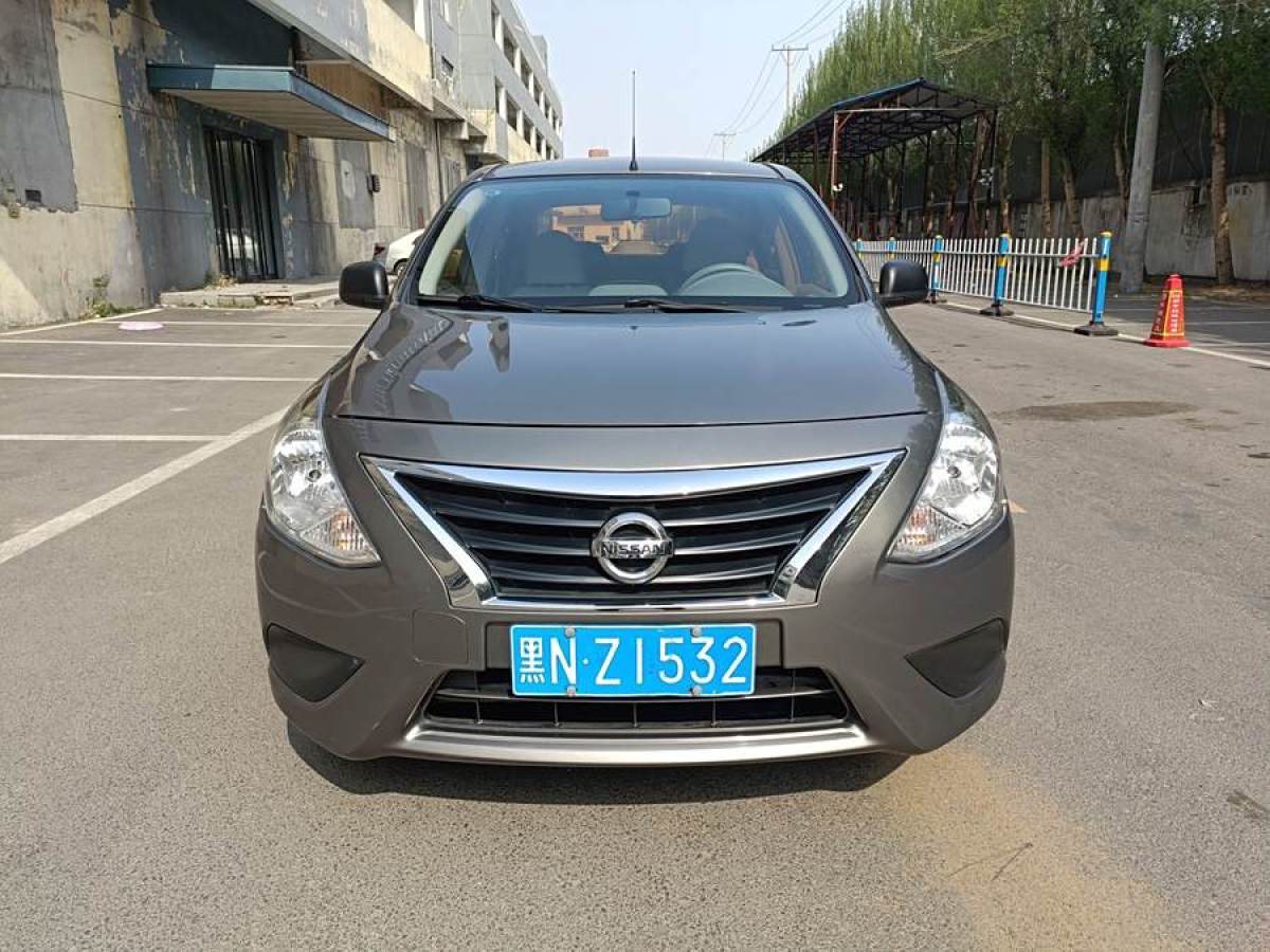 日產(chǎn) 陽(yáng)光  2015款 1.5XE CVT舒適版圖片