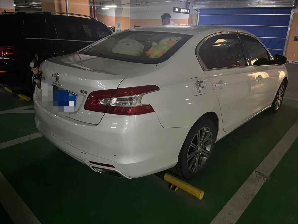 標(biāo)致 408 圖片