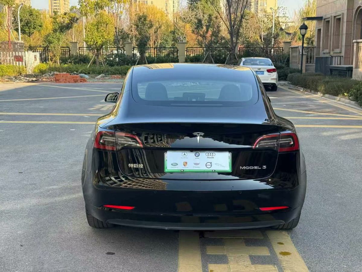 特斯拉 Model S  2021款 Plaid Plus 版圖片