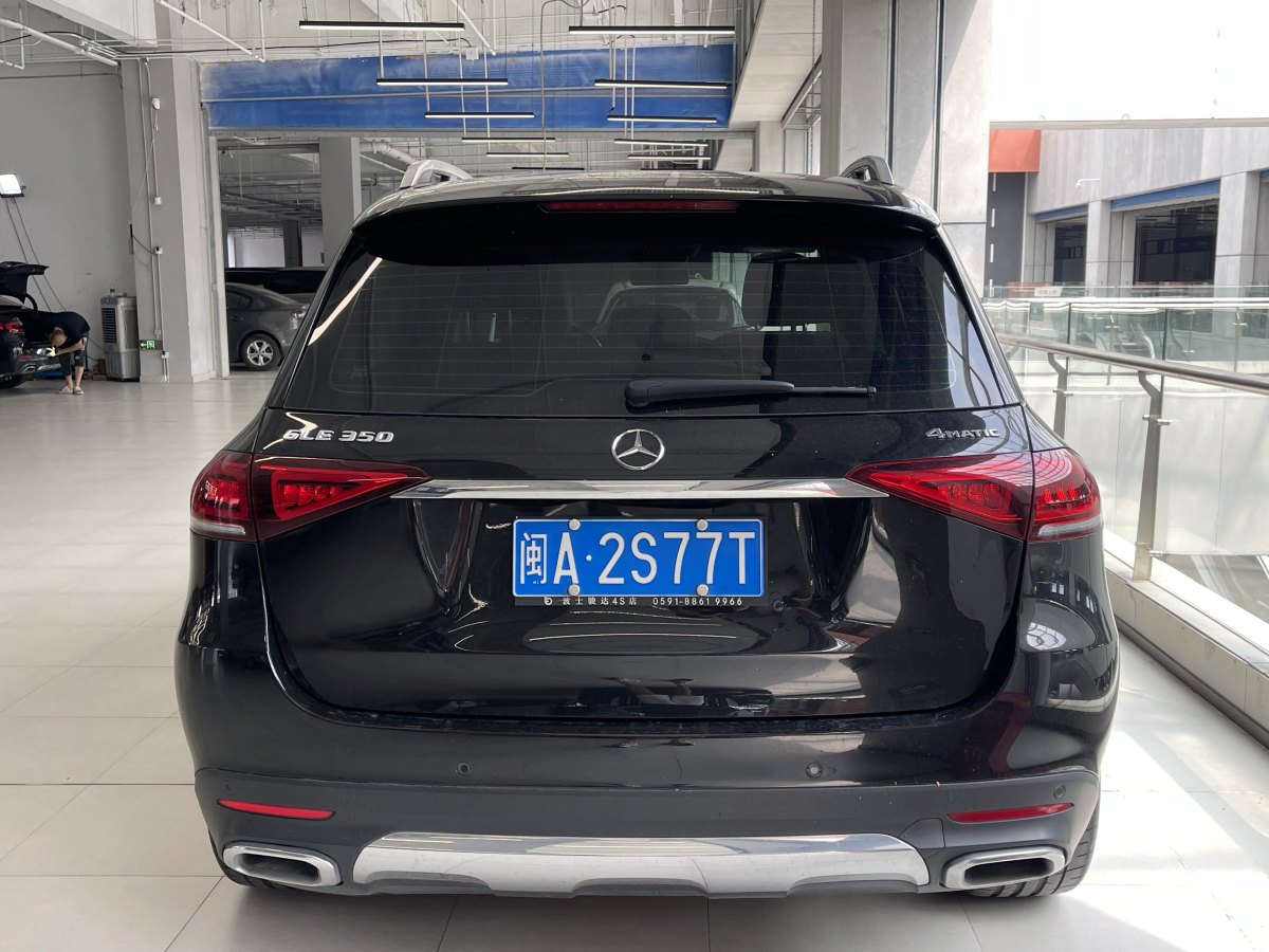 奔驰 奔驰GLE  2022款 改款 GLE 350 4MATIC 时尚型图片