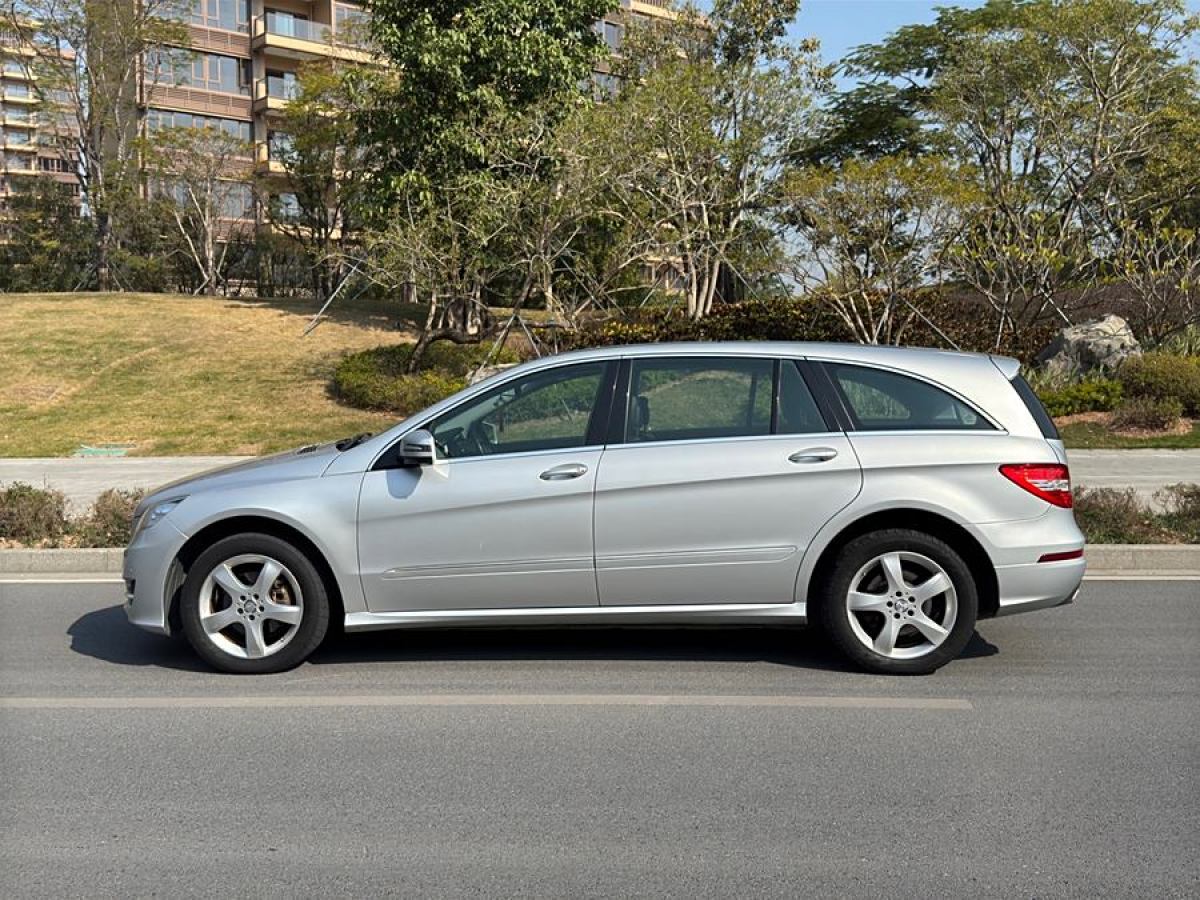 奔馳 奔馳R級  2015款 R 320 4MATIC 豪華型圖片