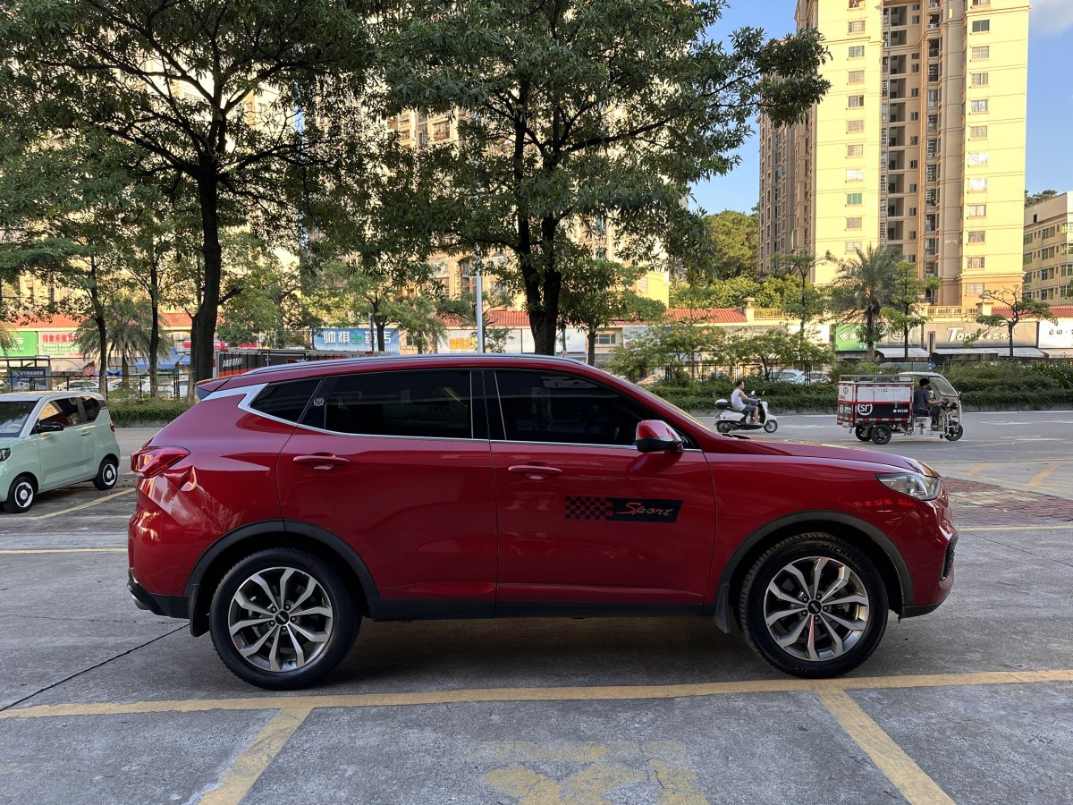 WEY VV6  2018款 2.0T 兩驅(qū)旗艦型圖片