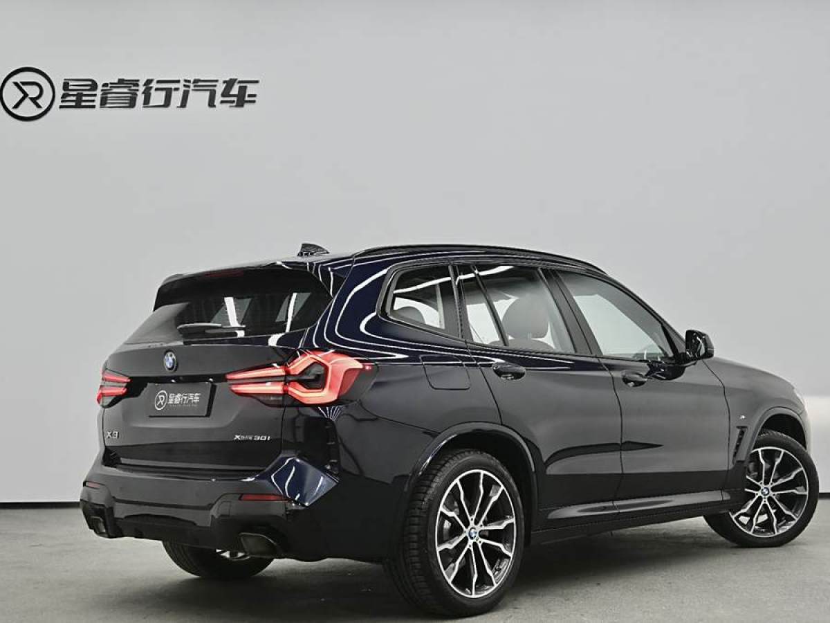 寶馬 寶馬X3  2022款 xDrive30i 領(lǐng)先型 M曜夜套裝圖片