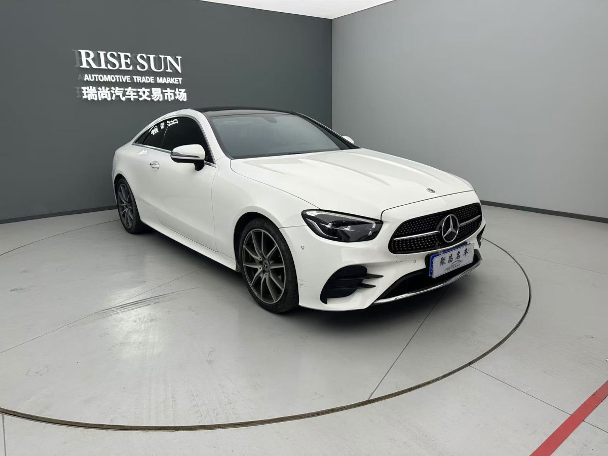 奔馳 奔馳E級(jí)  2021款 改款 E 260 轎跑車圖片