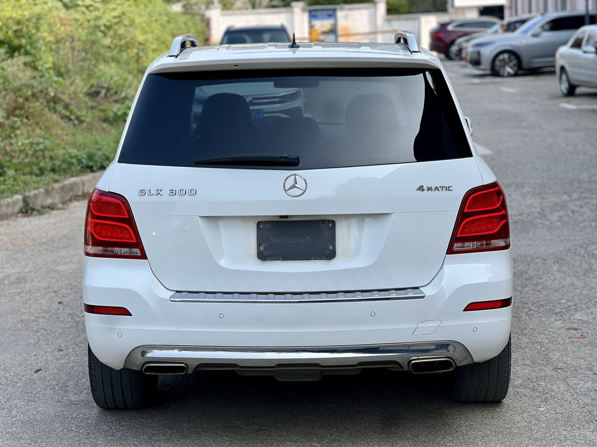 奔馳 奔馳GLK級(jí)  2015款 GLK 300 4MATIC 時(shí)尚型 極致版圖片