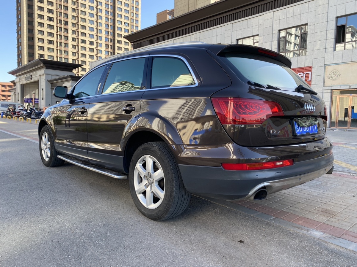 奥迪 奥迪Q7  2013款 35 TFSI 进取型图片