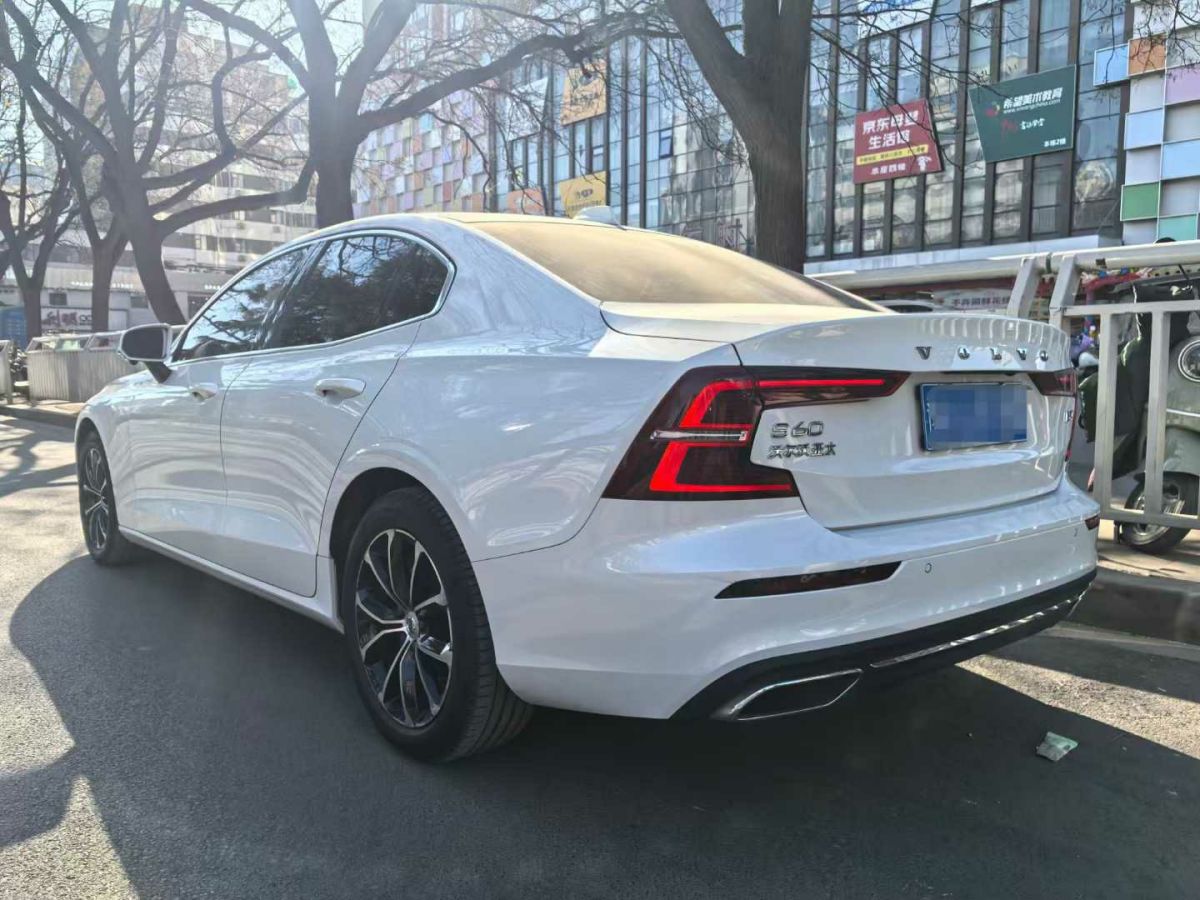 沃爾沃 S60L  2021款 T3 智行豪華版圖片