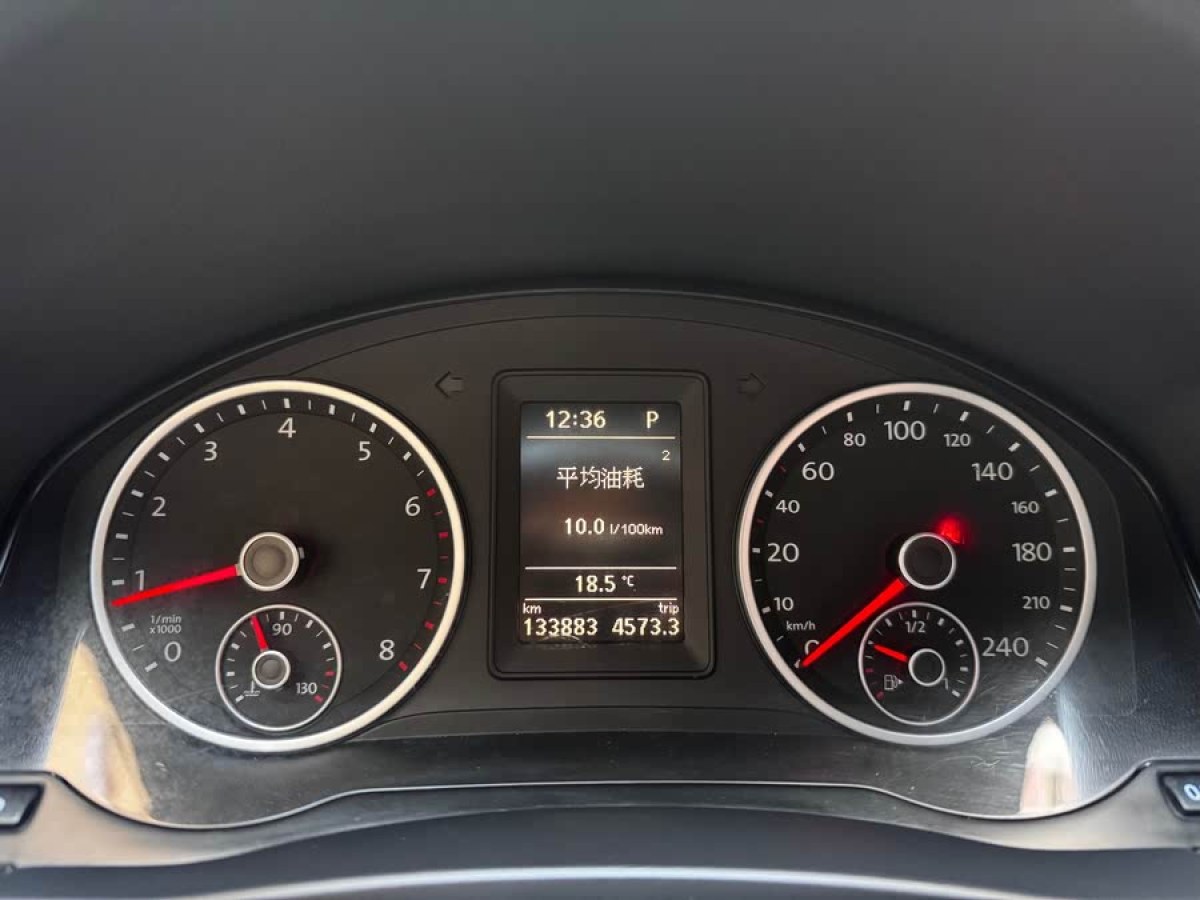 大眾 途觀  2013款 1.8TSI 自動(dòng)四驅(qū)舒適版圖片