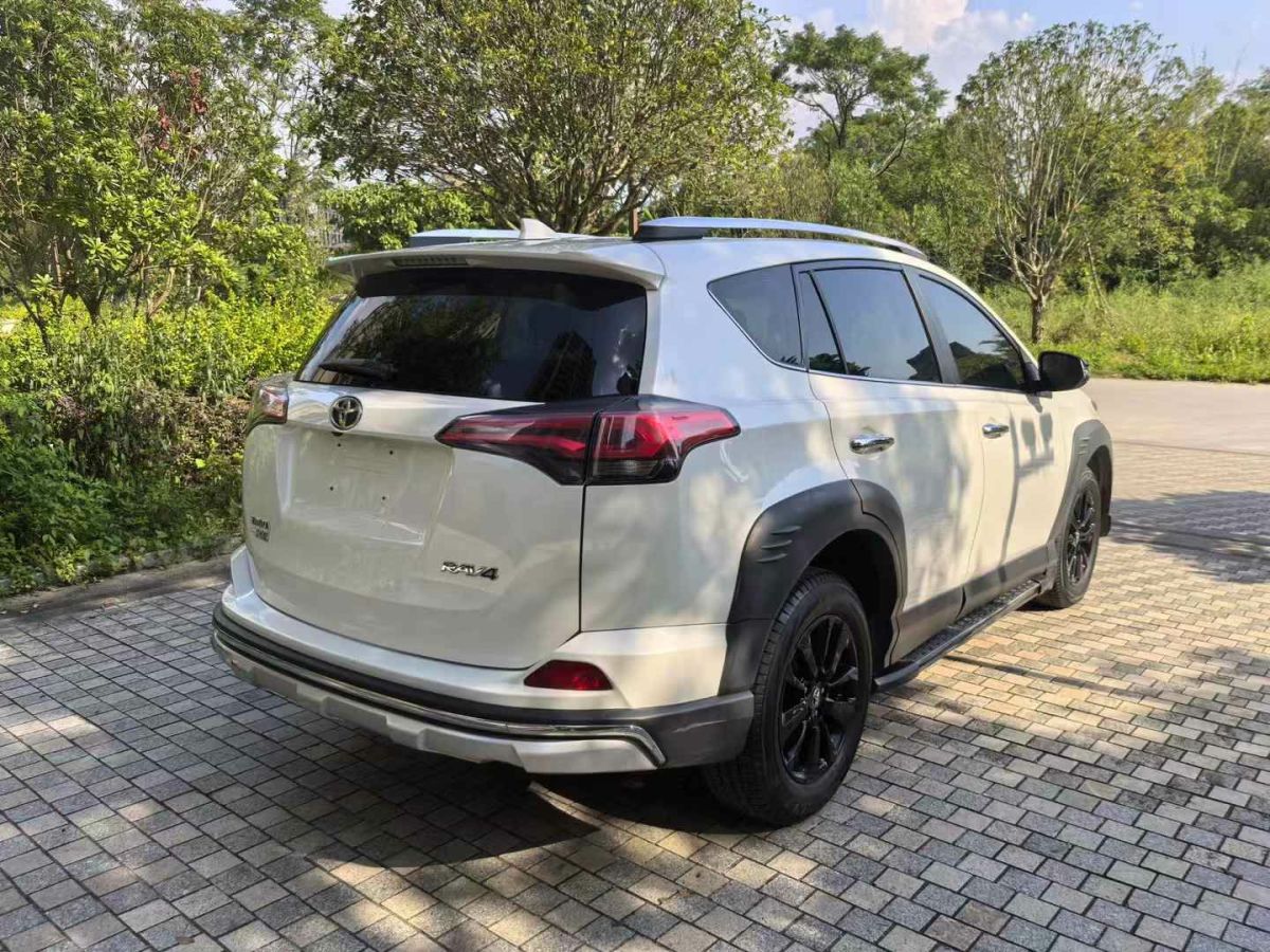 丰田 RAV4荣放  2019款  2.0L CVT两驱风尚版 国VI图片