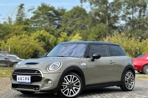 MINI MINI 2.0T COOPER S 艺术家