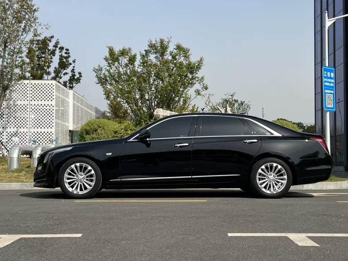 凱迪拉克 CT6  2017款 28T 豪華型圖片
