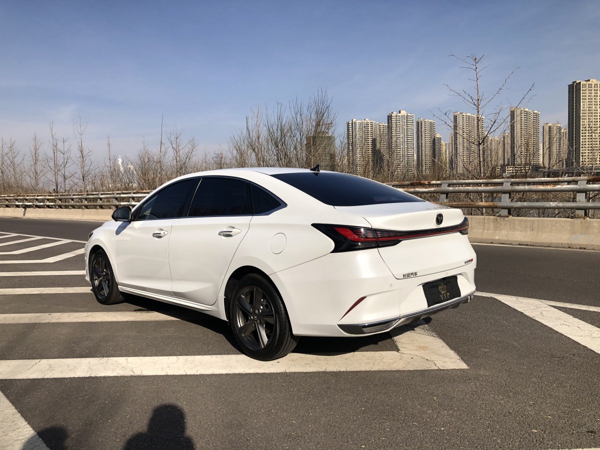 長(zhǎng)安 銳程PLUS  2023款 1.5T DCT尊貴型圖片