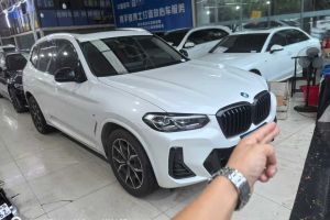 寶馬X3 寶馬 xDrive30L 尊享型 M運(yùn)動(dòng)套裝