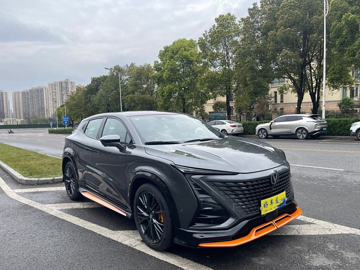 長(zhǎng)安 UNI-T  2023款 第二代 1.5T 尊享型圖片