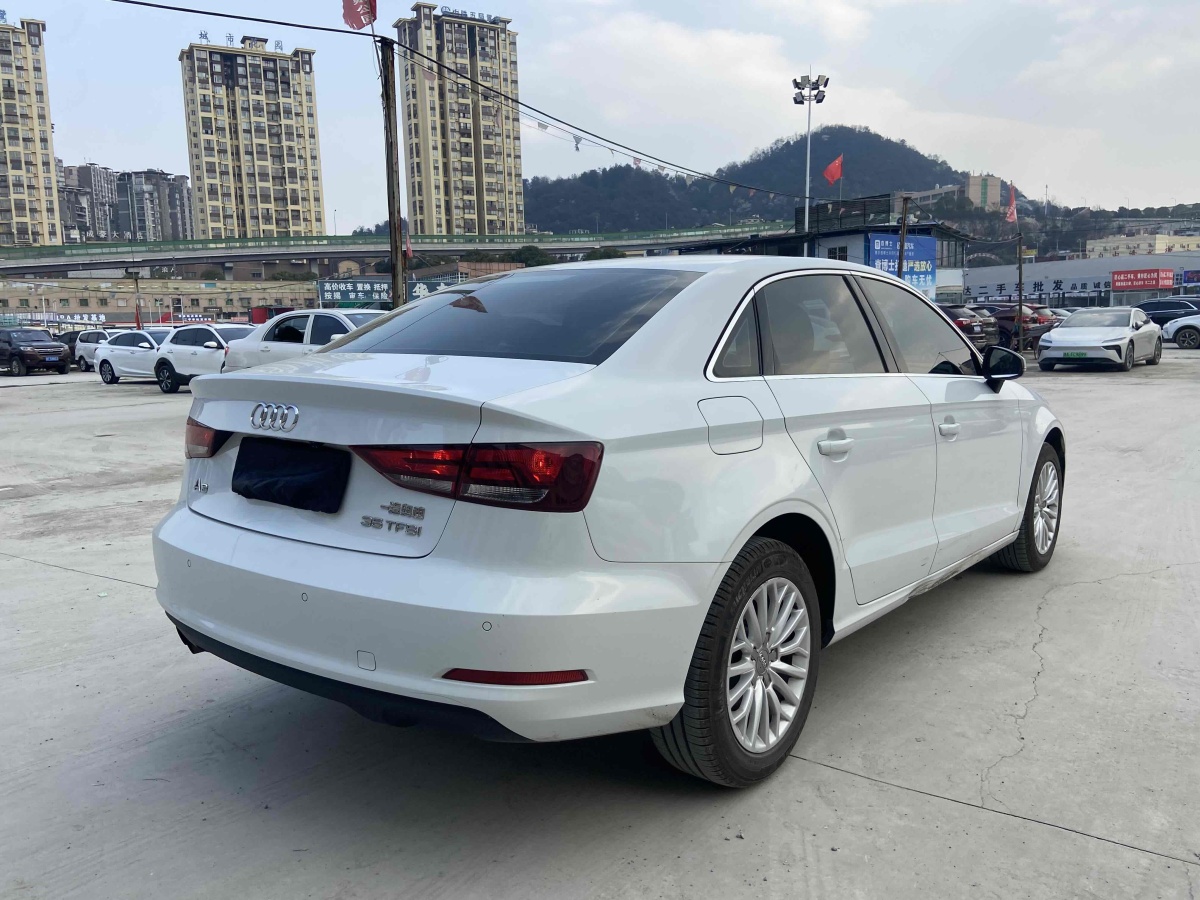 奧迪 奧迪A3  2016款 Limousine 35 TFSI 進取型圖片