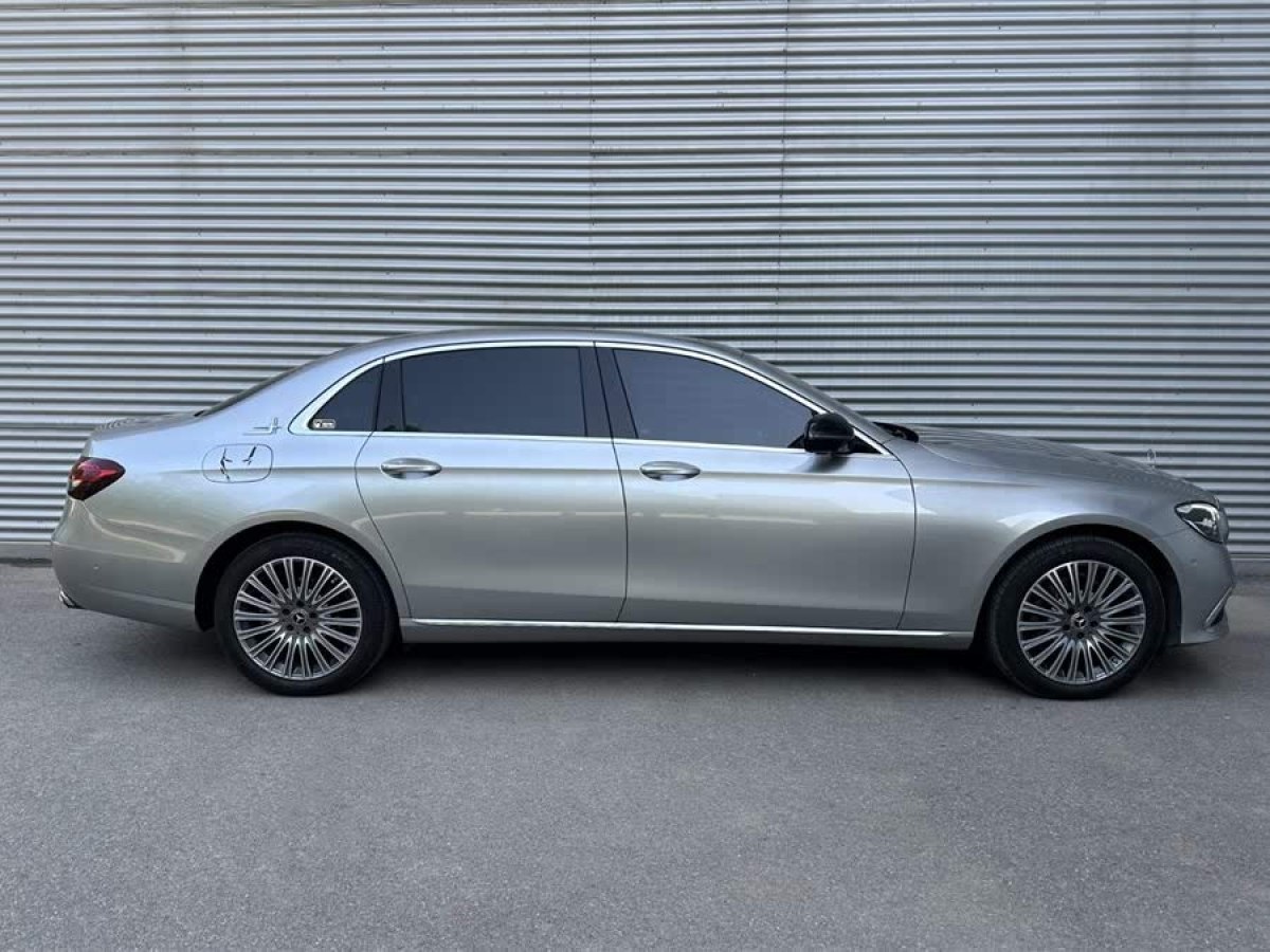 奔馳 奔馳E級  2023款 改款 E 300 L 豪華型圖片