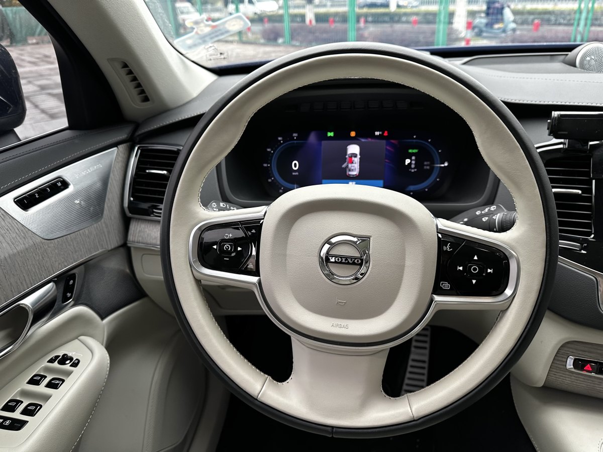 沃爾沃 XC90新能源  2023款 T8 RECHARGE 智尊豪華版 7座圖片