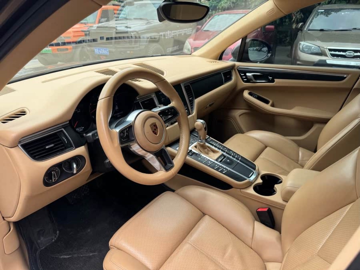 保時(shí)捷 Macan  2017款 Macan 2.0T圖片