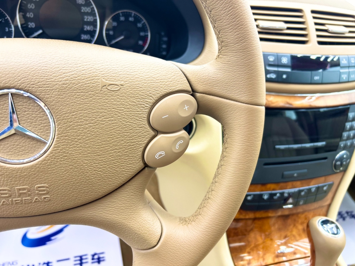 奔馳 奔馳E級(jí)  2007款 E 200K 優(yōu)雅型圖片
