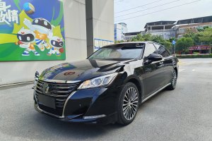 皇冠 丰田 2.0T 运动版