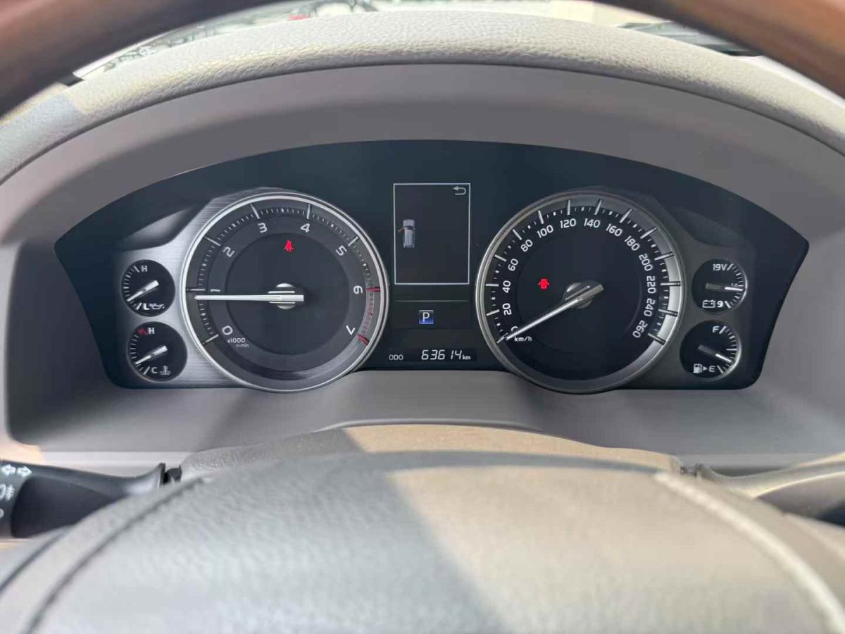 豐田 蘭德酷路澤  2018款 5.7L VX-R 12氣 底升(中東版)圖片