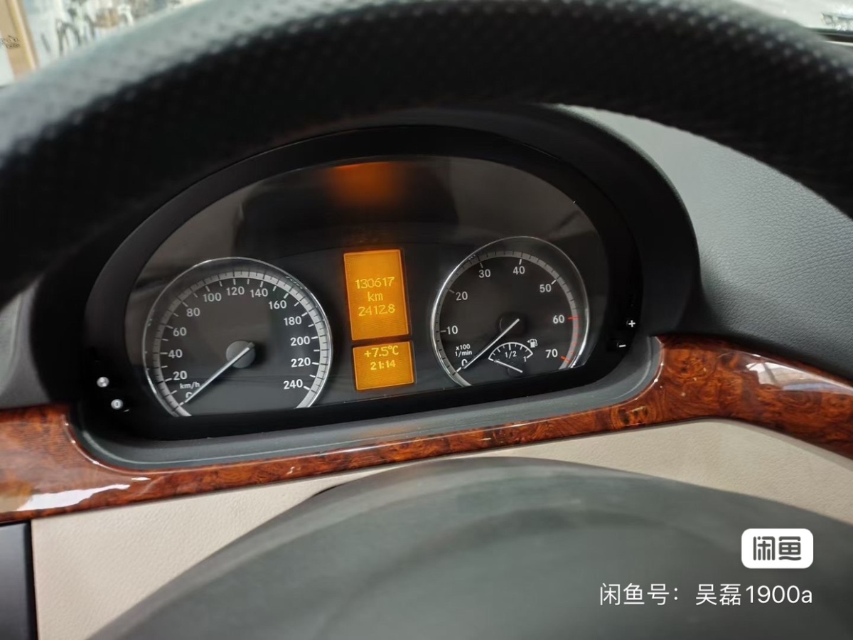 奔驰 唯雅诺  2012款 2.5L 舒适版图片