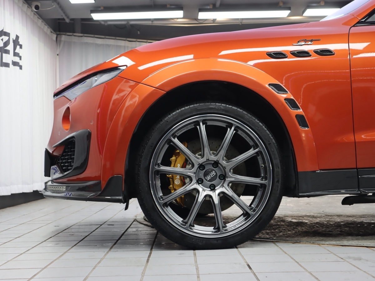 瑪莎拉蒂 Levante  2022款 2.0T GT鋒芒首發(fā)版圖片