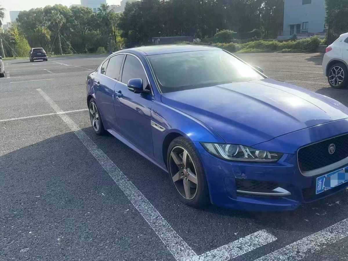 2017年1月捷豹 XE  2017款 2.0T 240PS R-Sport