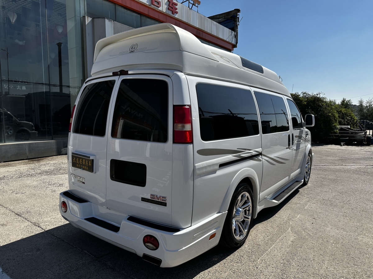 GMC SAVANA  2016款 5.3L G660S 四驅(qū)雅尊天幕版圖片